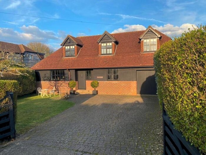 4 Bedroom Detached House For Sale In Berrys Green Road, Berrys Green, Biggin Hill, TN16