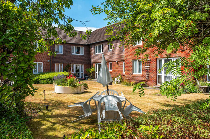 2 Bedroom Apartment For Sale In Haddenhurst Court, Binfield, Bracknell, Berkshire, RG42