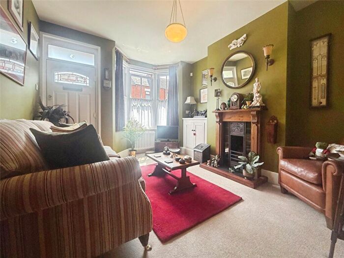 2 Bedroom End Of Terrace House For Sale In Lorraine Road, Aylestone, Leicester, LE2