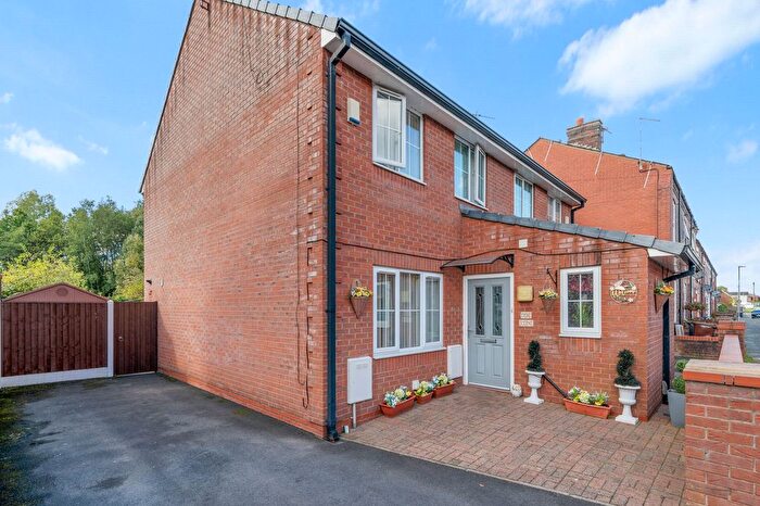 3 Bedroom Semi-Detached House For Sale In May Street, Golborne, WA3
