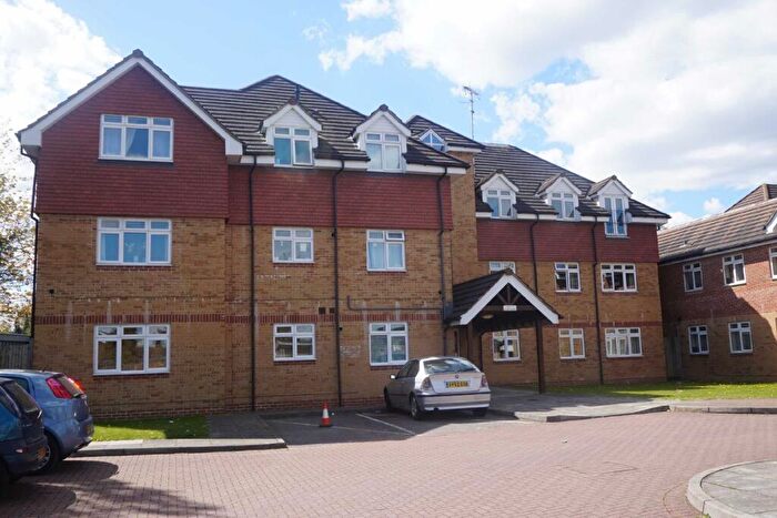 2 Bedroom Apartment To Rent In Osprey Close, Bromley, Kent, BR2