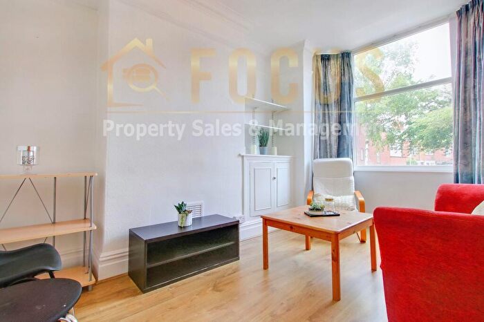 4 Bedroom Terraced House To Rent In Lorne Road, Leicester, LE2