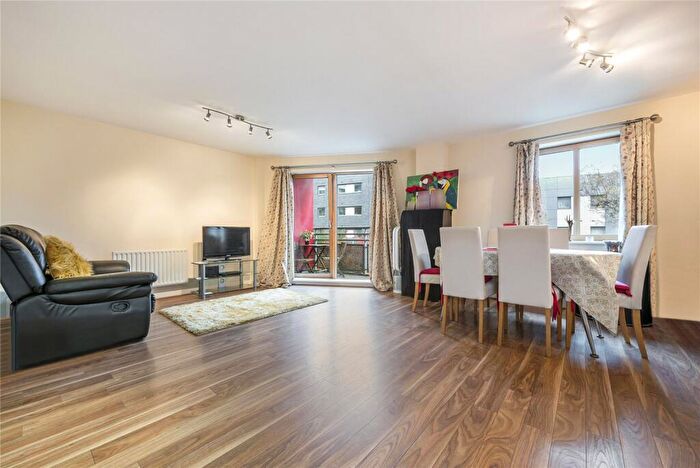 2 Bedroom Flat For Sale In Christopher Bell Tower, Pancras Way, E3