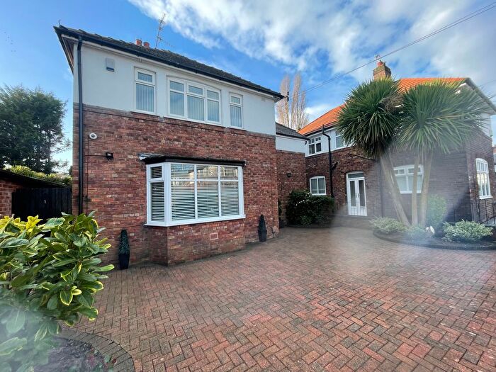 2 Bedroom Flat To Rent In Mayfield Gardens, Liverpool, L19