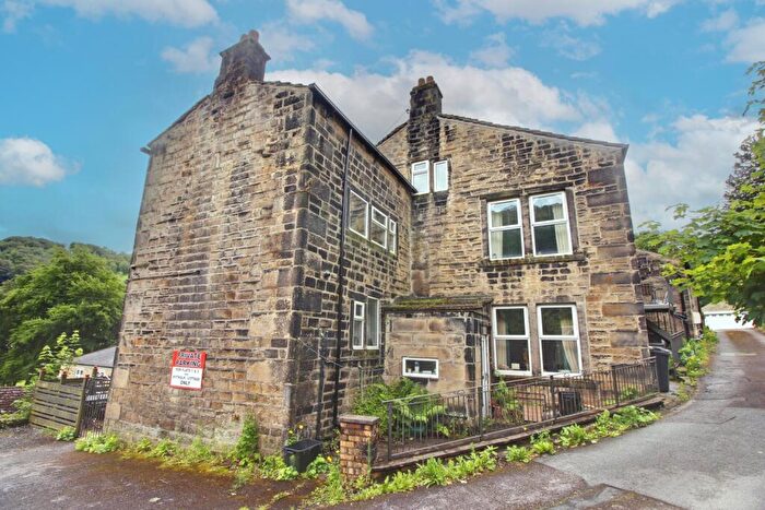 2 Bedroom End Of Terrace House For Sale In Mytholm Bank, Hebden Bridge, West Yorkshire, HX7