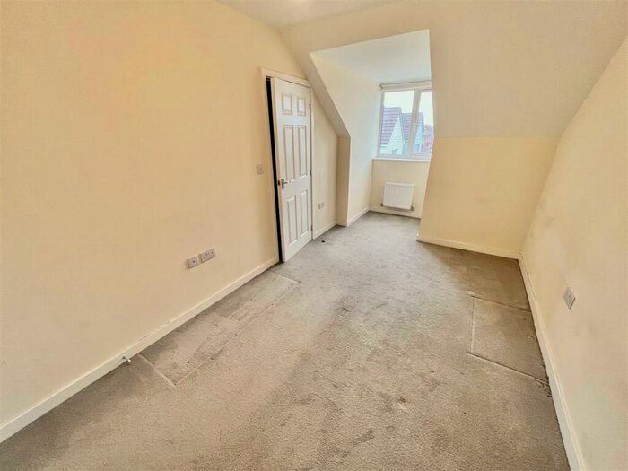3 Bedroom Town House For Sale In Leonides Avenue, Haywood Village - No Chain!, BS24