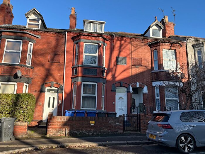 6 Bedroom Property For Sale In Broxholme Lane, Doncaster, South Yorkshire, DN1