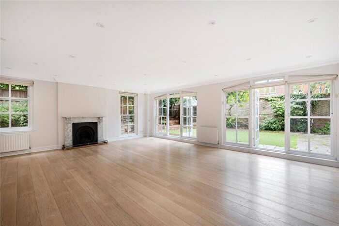 3 Bedroom Apartment For Sale In Maresfield Gardens, Hampstead, London, NW3