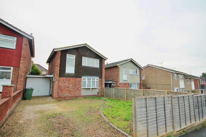 3 Bedroom Detached House To Rent In Claybrook Avenue, Braunstone, Leicester, LE3