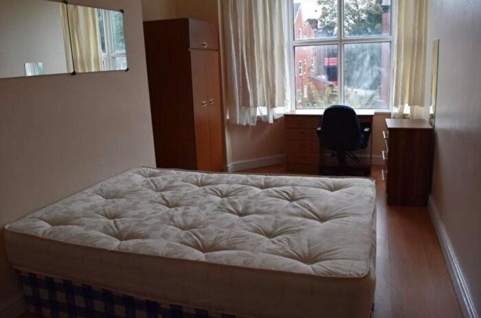 9 Bedroom House To Rent In Egerton Road, Manchester, M14