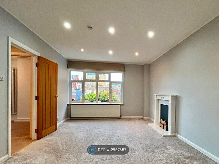 1 Bedroom Flat To Rent In Pine Grange, Bournemouth, BH1