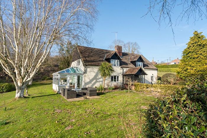 5 Bedroom Detached House For Sale In Haddiscoe, Norfolk, NR14