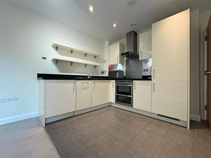 1 Bedroom Flat To Rent In Trinity Court, Hawtrey Road, Windsor, SL4
