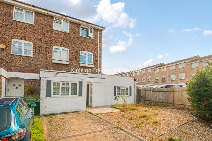 4 Bedroom Terraced House For Sale In Kings Avenue, Bromley, BR1