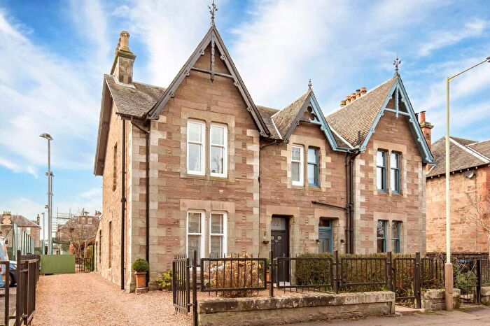 3 Bedroom Semi Detached House For Sale In Hay Street, Perth, PH1