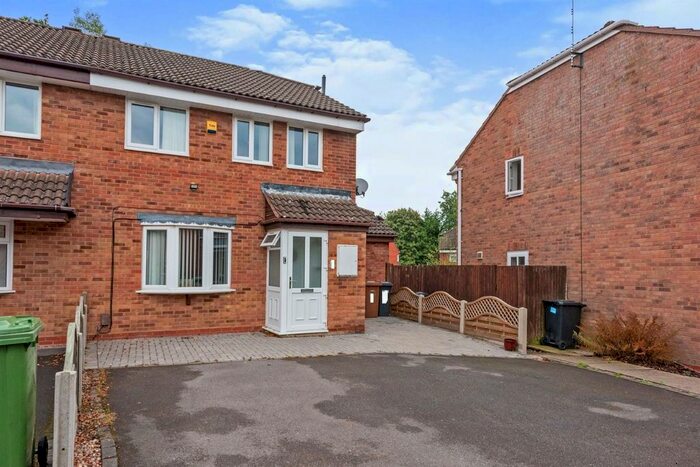 3 Bedroom Property To Rent In Rosse Court, Solihull, B92