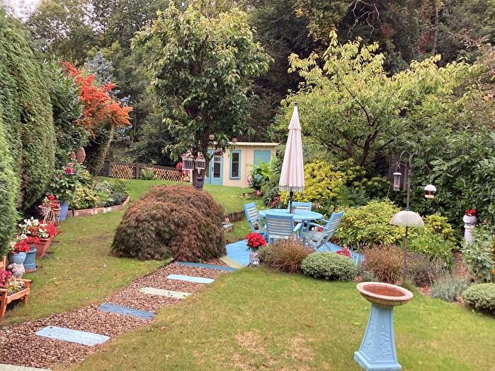 3 Bedroom Semi-Detached House For Sale In West Way, Beaconsfield, HP9
