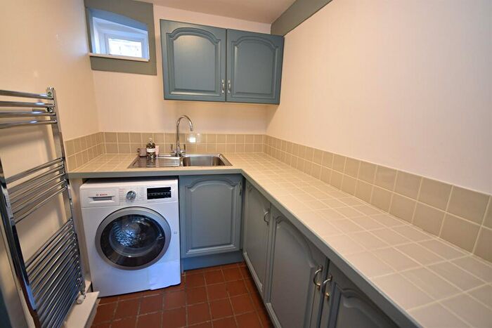 4 Bedroom Detached House For Sale In Congleton Road, Marton, SK11