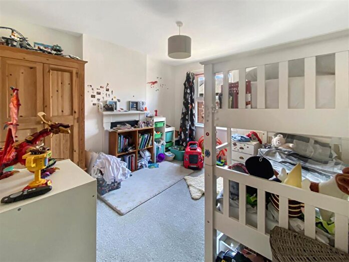 2 Bedroom End Of Terrace House To Rent In Crowhurst Road, Colchester, CO3