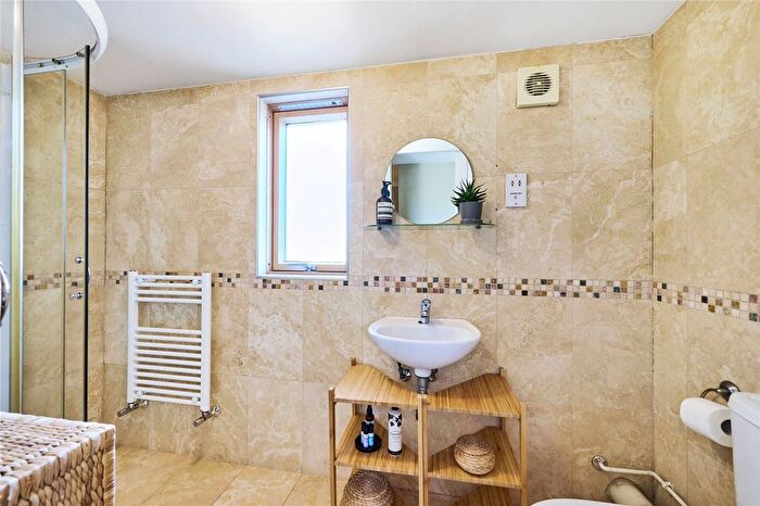 3 Bedroom Terraced House For Sale In Westcote Road, Furzedown, SW16