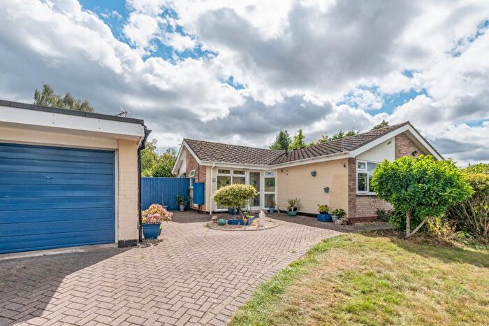 3 Bedroom Bungalow For Sale In Lyndenwood, Webheath, Redditch, B97