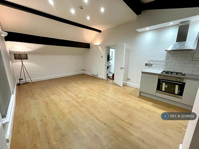 2 Bedroom Penthouse To Rent In Kremlin Drive, Liverpool, L13