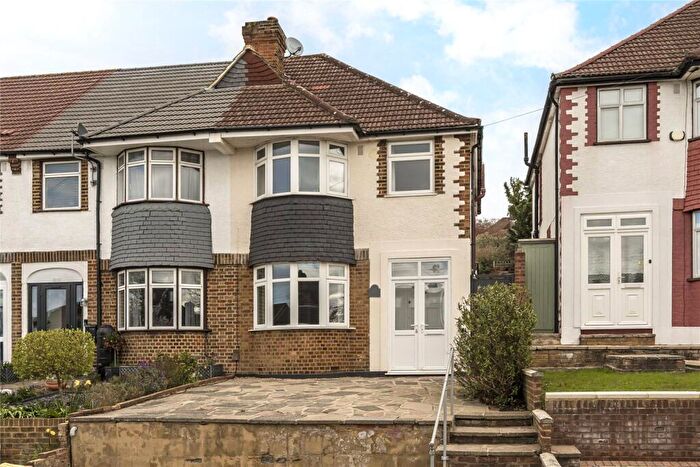 3 Bedroom End Of Terrace House For Sale In Westmount Road, Eltham, London, SE9