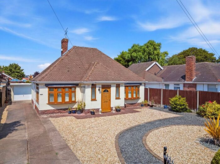 2 Bedroom Detached Bungalow For Sale In Shireoaks Common, Shireoaks, S81