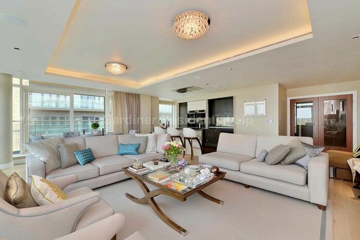 3 Bedroom Flat To Rent In Belgravia House, Dickens Yard, Ealing, W5