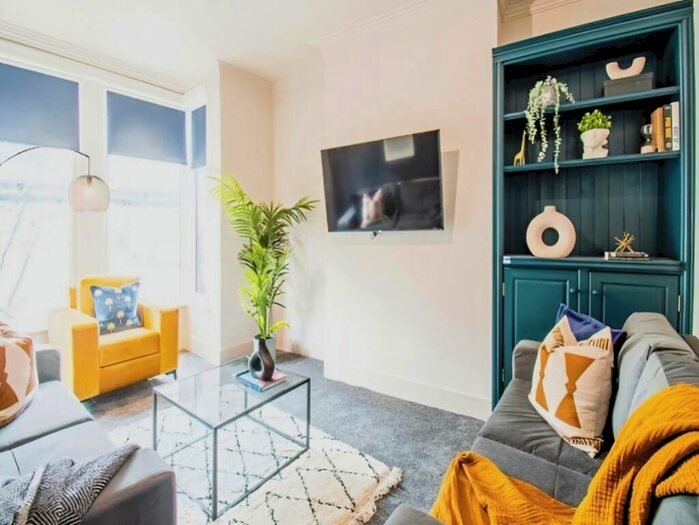 1 Bedroom House To Rent In Grosmont Place, Bramley, Leeds, West Yorkshire, LS13