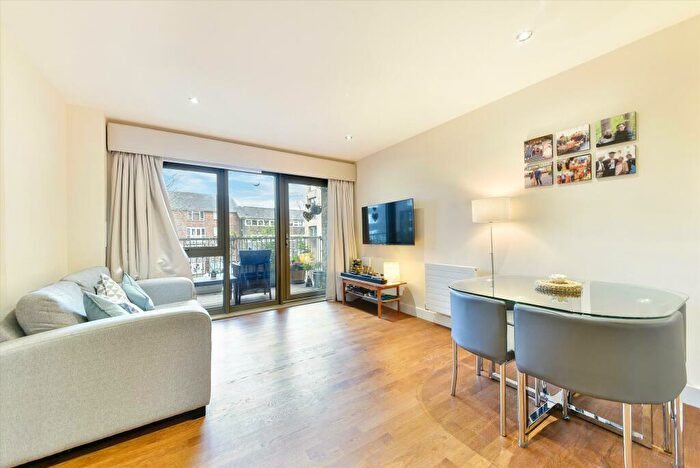 2 Bedroom House To Rent In Lawn Road, Belsize Park, NW3