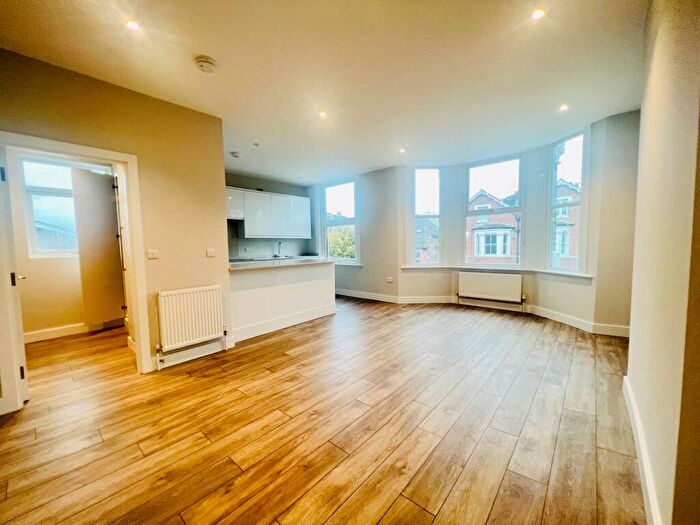 Studio To Rent In Birdhurst Road, South Croydon, CR2