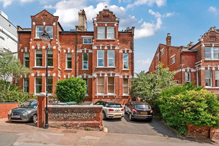 1 Bedroom Flat For Sale In Coolhurst Road, London, N8