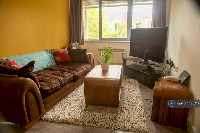 2 Bedroom Flat To Rent In Trinity Court, Oxford, OX4