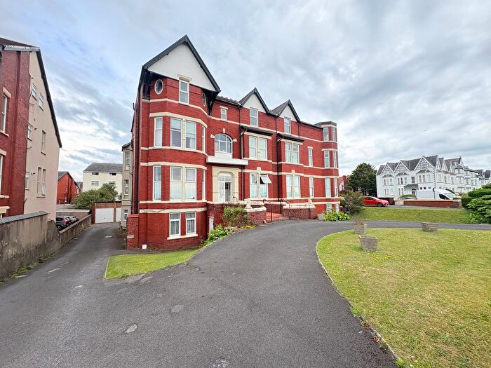 1 Bedroom Flat To Rent In Promenade, Southport, PR9