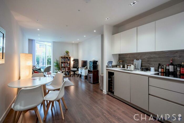 1 Bedroom Flat To Rent In Hadleigh Apartments, Kayani Avenue, London, N4