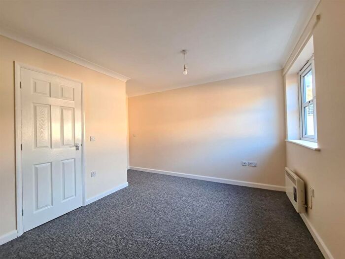 2 Bedroom Flat To Rent In Flat Bentley House, Abbeygate Court, March, PE15