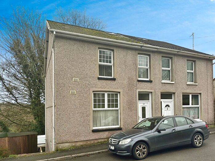 3 Bedroom Semi-Detached House For Sale In Bridgend Road, Aberkenfig, CF32