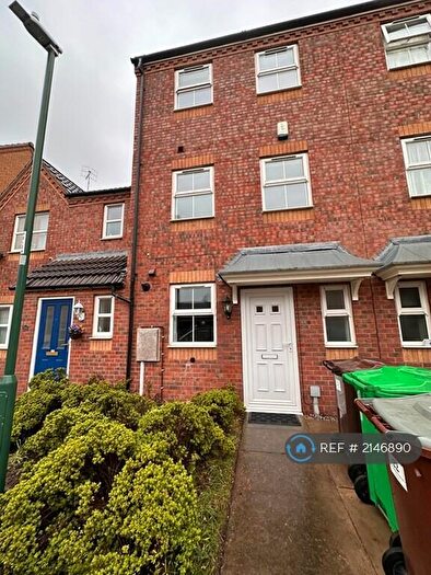4 Bedroom Terraced House To Rent In Edmonstone Crescent, Nottingham, NG5