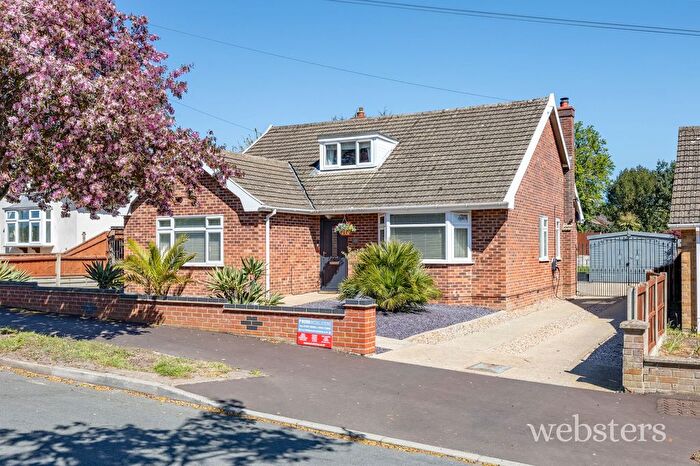 4 Bedroom Detached Bungalow For Sale In Carter Road, Drayton, NR8