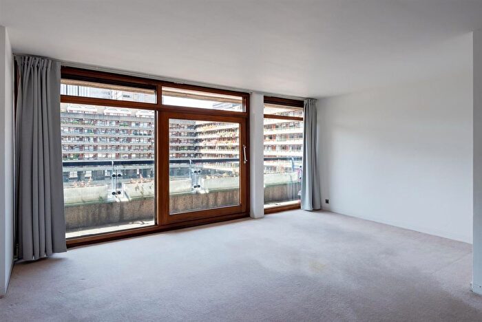 1 Bedroom Flat For Sale In Speed House, Barbican, EC2Y