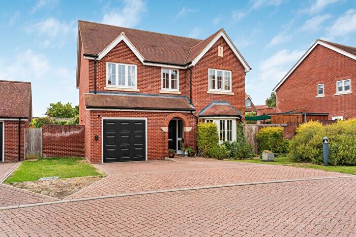 4 Bedroom Detached House For Sale In Abbot Crescent, Drayton, Abingdon, Oxfordshire, OX14