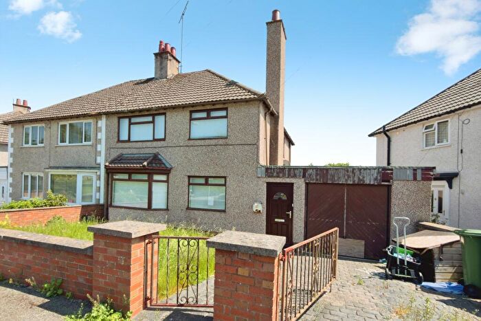 3 Bedroom Semi-Detached House For Sale In Bryn Garth, Denbigh, Denbighshire, LL16