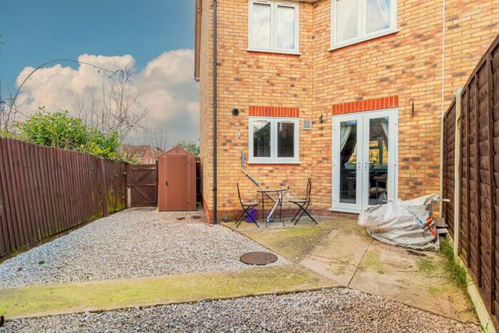 2 Bedroom End Of Terrace House For Sale In Shardlow Close, Haverhill, CB9