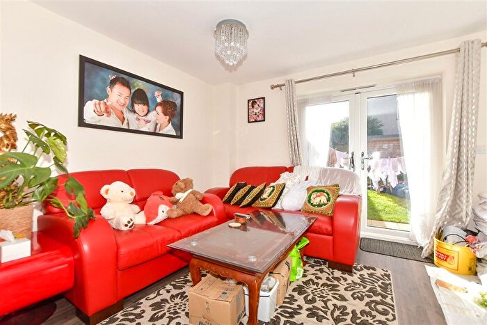 2 Bedroom Terraced House For Sale In Arras Close, Folkestone, Kent, CT19