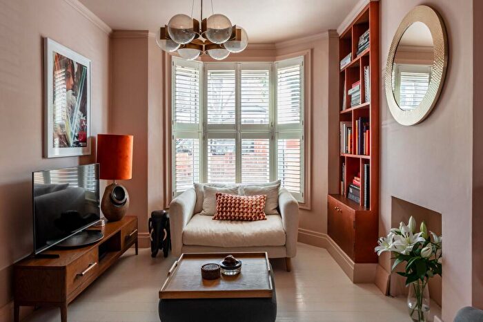 4 Bedroom Terraced House For Sale In Downsell Road, Leyton, London, E15