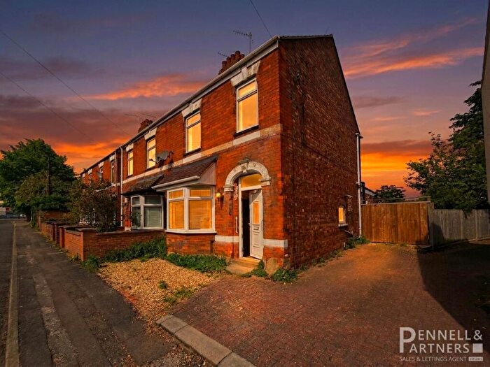 3 Bedroom End Of Terrace House For Sale In St Margarets Road, Peterborough, PE2