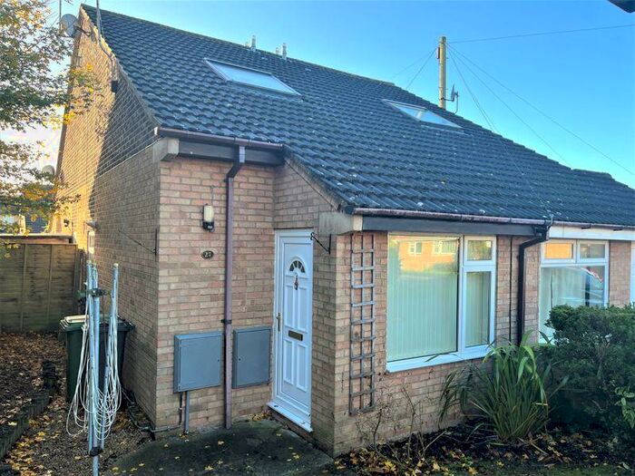 1 Bedroom Terraced House To Rent In Adelaide Gardens, Stonehouse, GL10