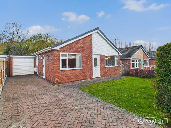 3 Bedroom Semi-Detached Bungalow For Sale In Ffordd Pentre, Mold, CH7