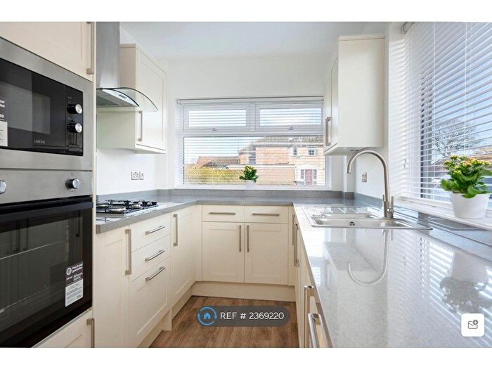 2 Bedroom Bungalow To Rent In Deerstone Way, Dunnington, York, YO19